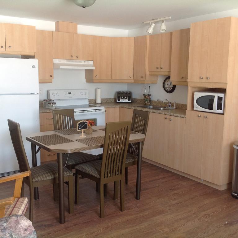 Les Appartement 4 Saisons Des Iles Saint Gedeon Экстерьер фото